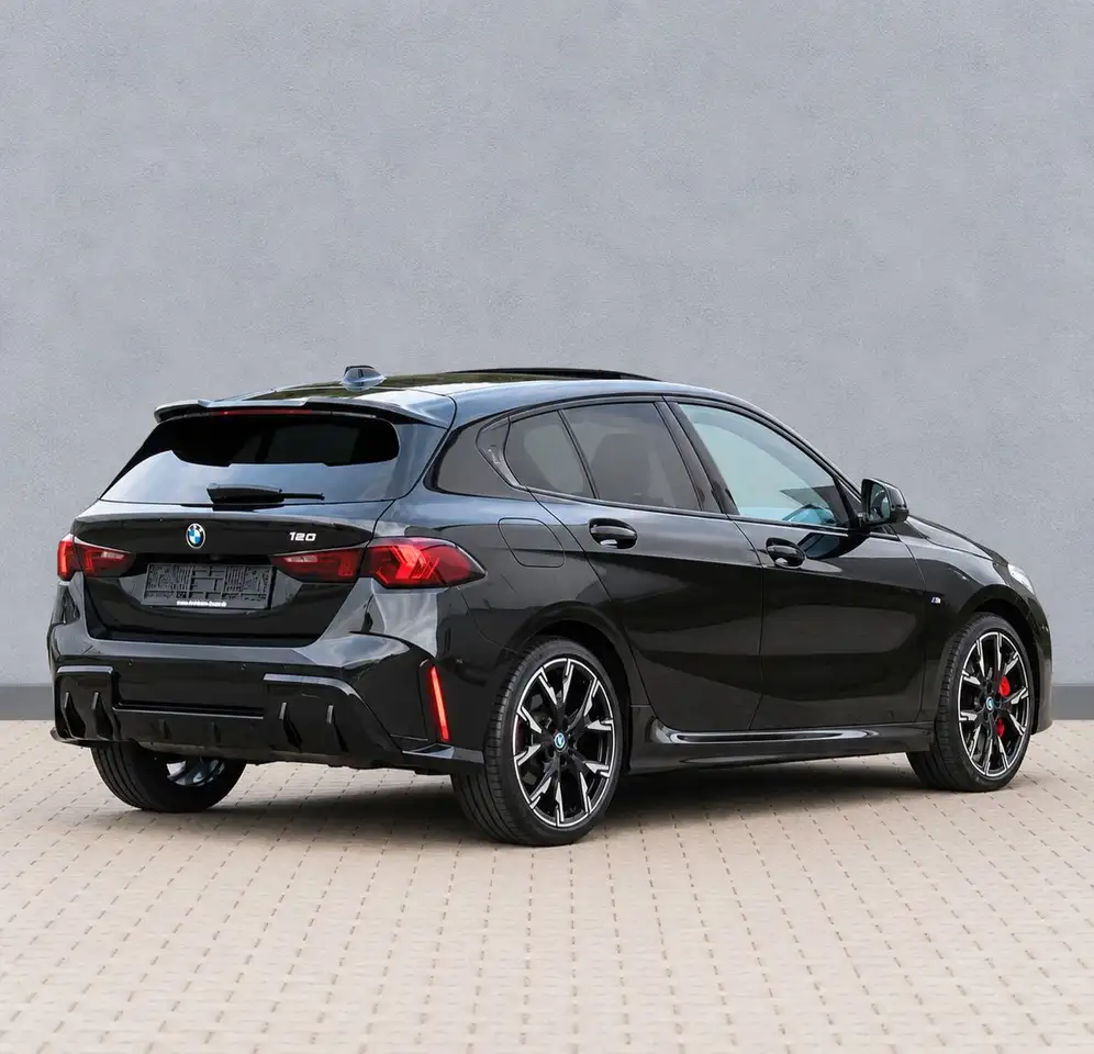 2025 BMW 120 i M SPORT PRO PANO HUD H&K 360° ACC 19"LM, photograph 3