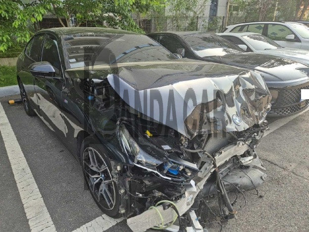 2024 BMW i5 eDrive40, photograph 5