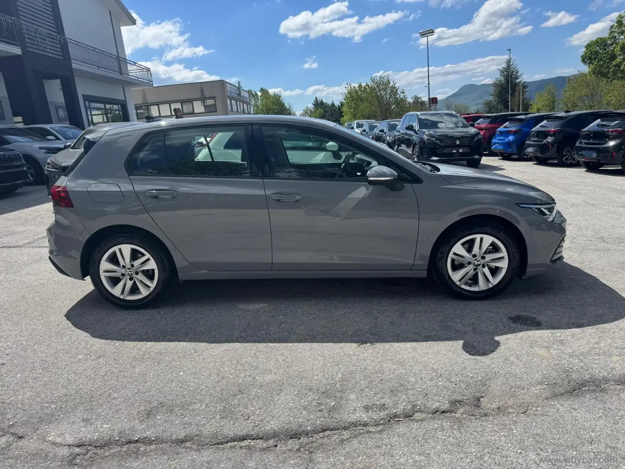 2021 Volkswagen Golf 1.5 eTSI 150 CV EVO DSG Life, photograph 4