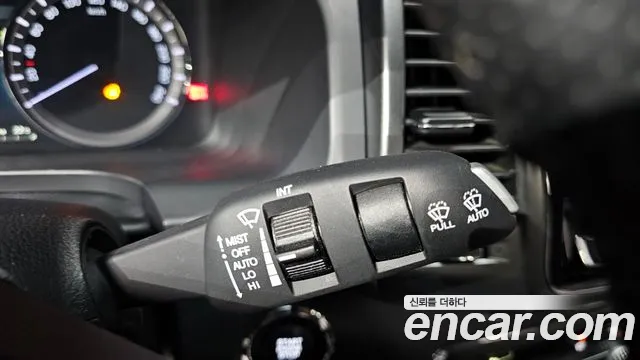KG_Mobility_Ssangyong Rexton Diesel 2.2 4WD — photo 1 of 20