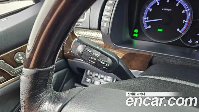 2014 KG_Mobility_Ssangyong Chairman CW600 4TRONIC, photograph 8