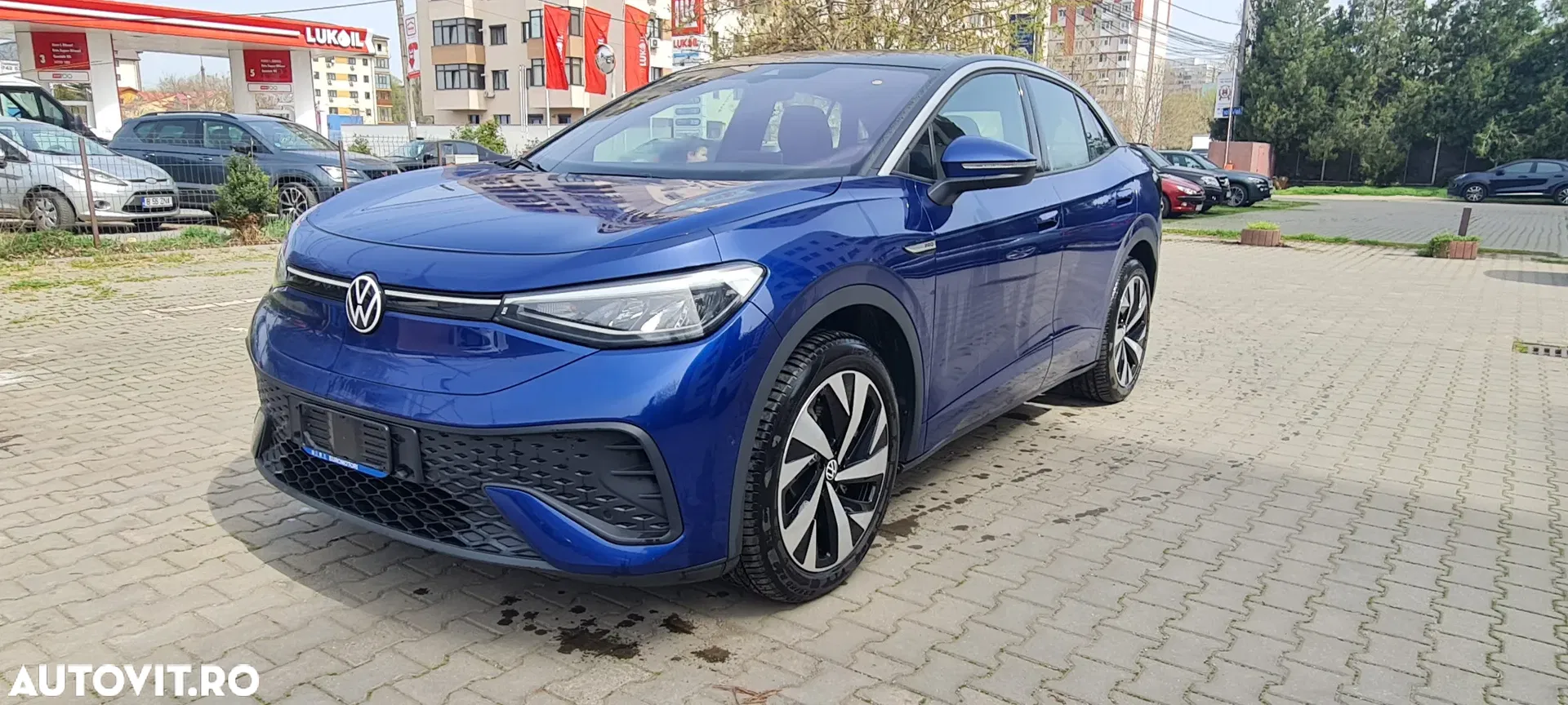 2023 Volkswagen ID.5 77 kWh Pro Performance, photograph 3