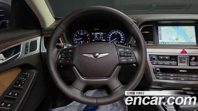 Genesis G80 3.3 GDI — photo 1 of 20