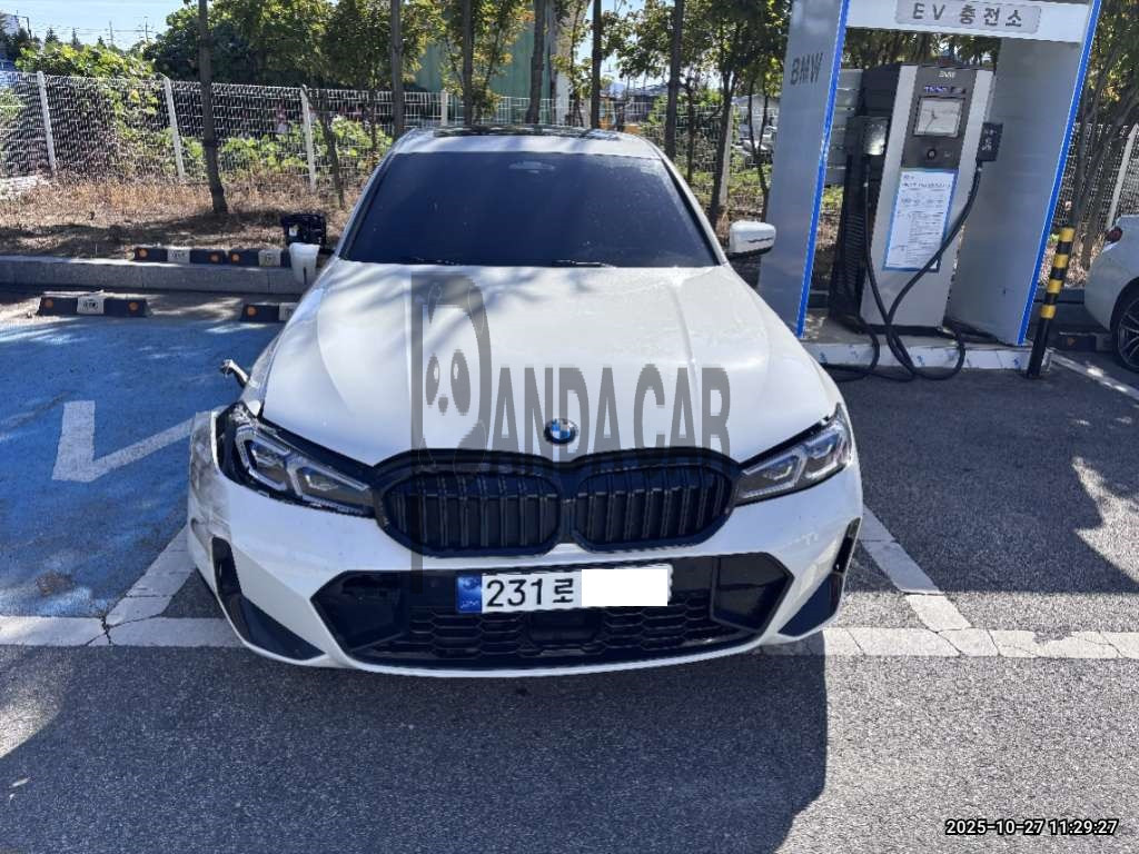 2023 BMW 320i, photograph 1
