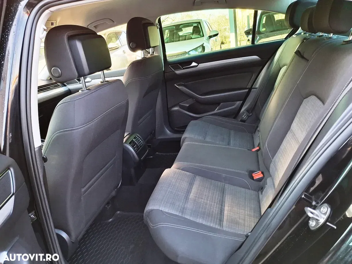 2021 Volkswagen Passat 2.0 TDI DSG Comfortline, photograph 9