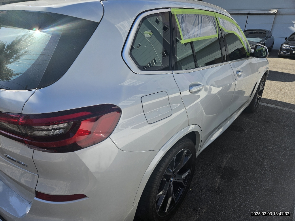 2022 BMW X5 xDrive40i, photograph 4