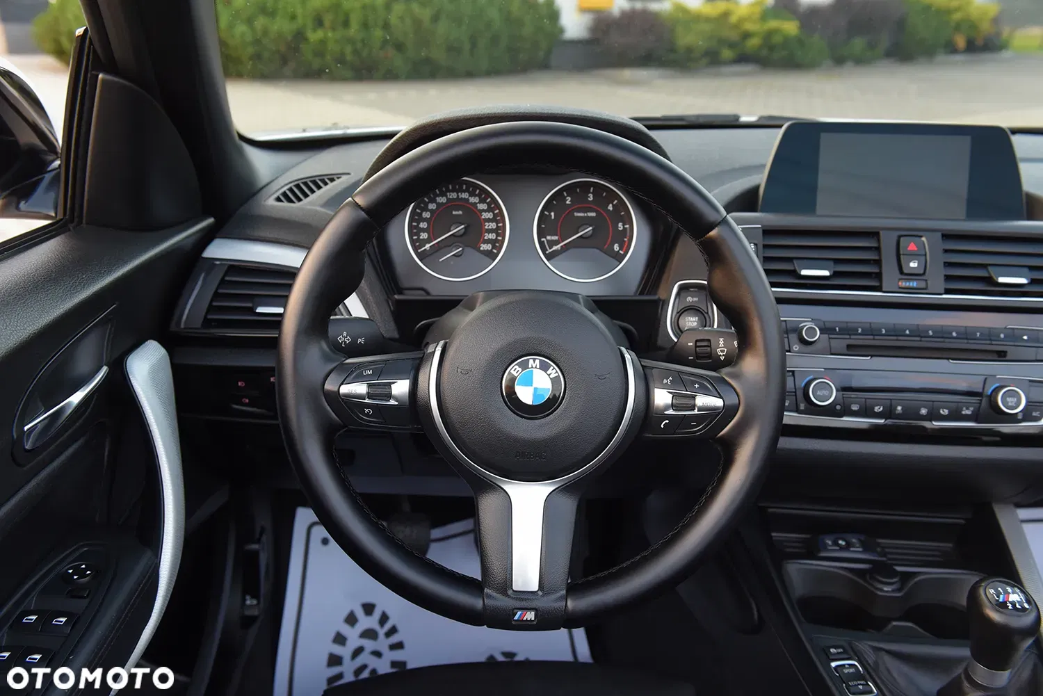 2015 BMW Seria 2 220d M Sport, photograph 4