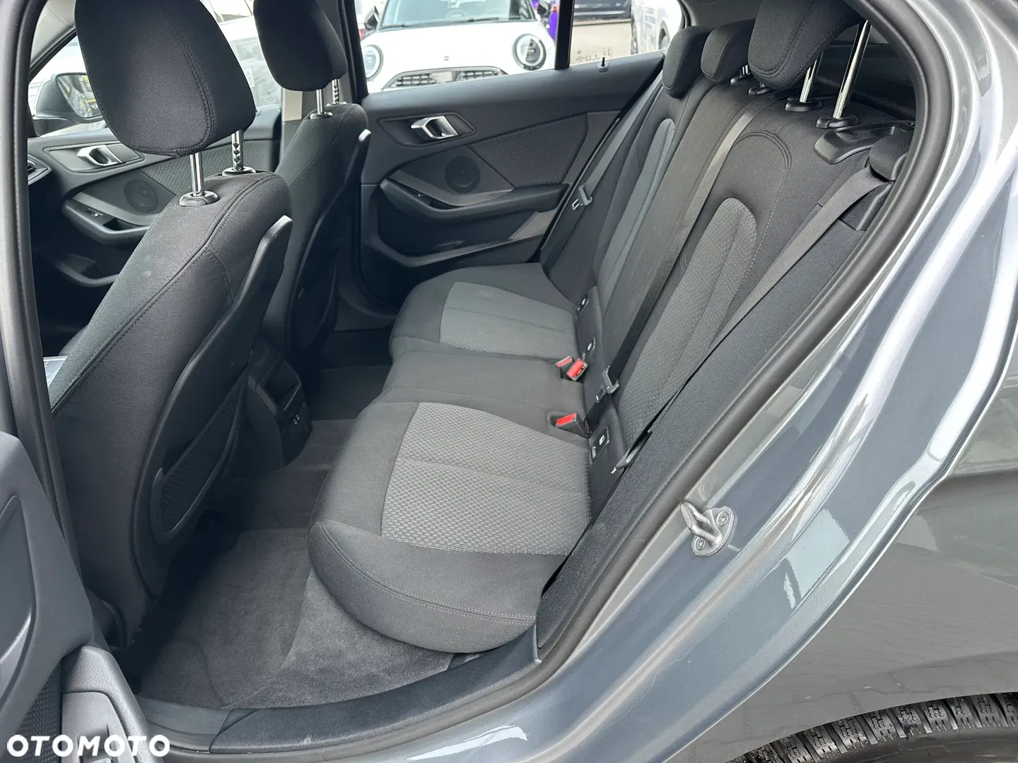 2024 BMW Seria 1 118i, photograph 8