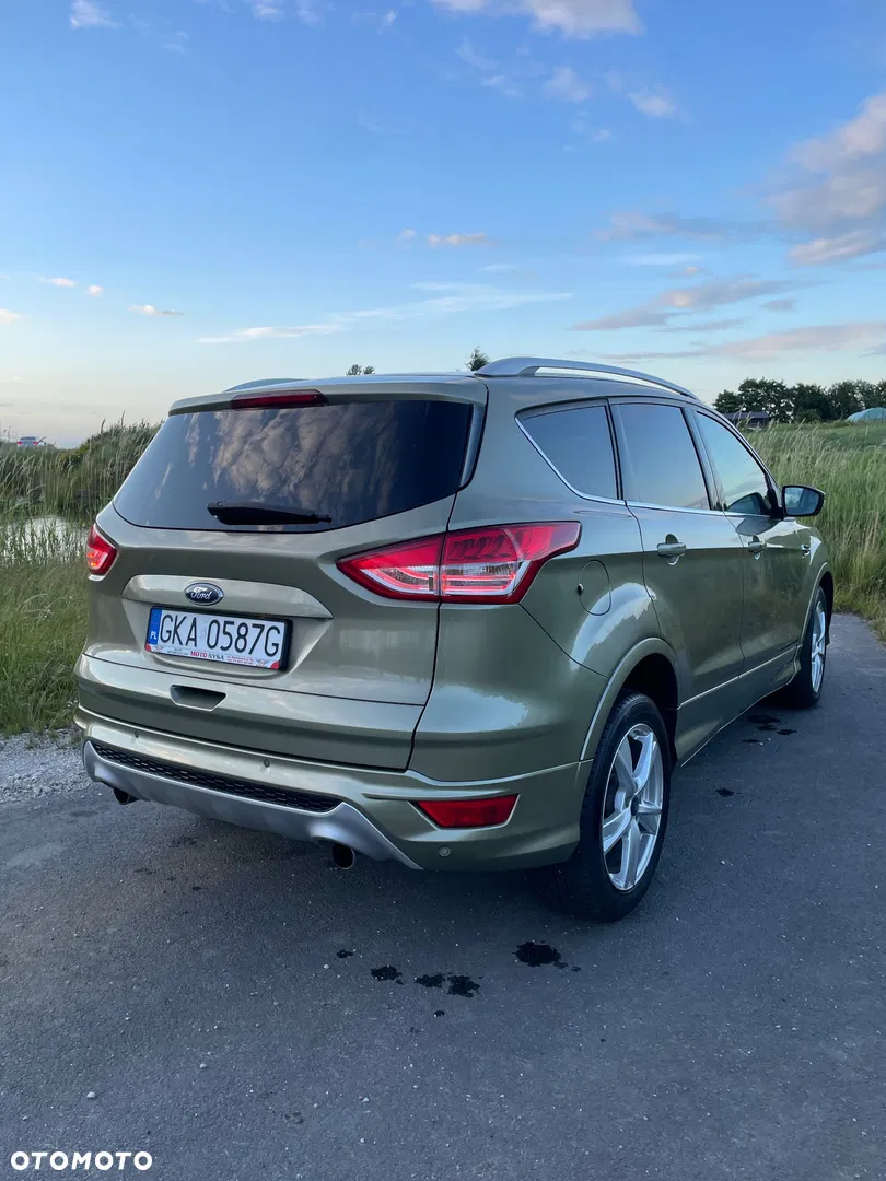 2014 Ford Kuga 2.0 TDCi 4WD Titanium Plus, photograph 4