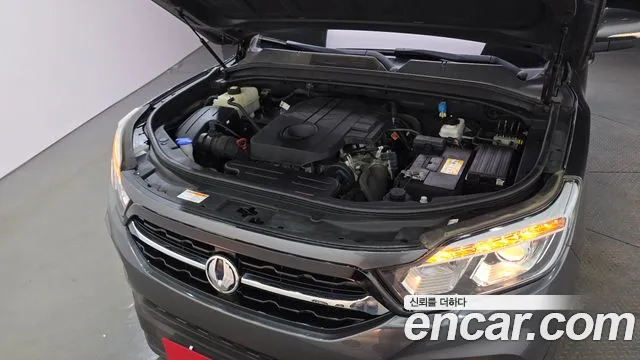 2019 KG_Mobility_Ssangyong Rexton Diesel 2.2 4WD, photograph 3