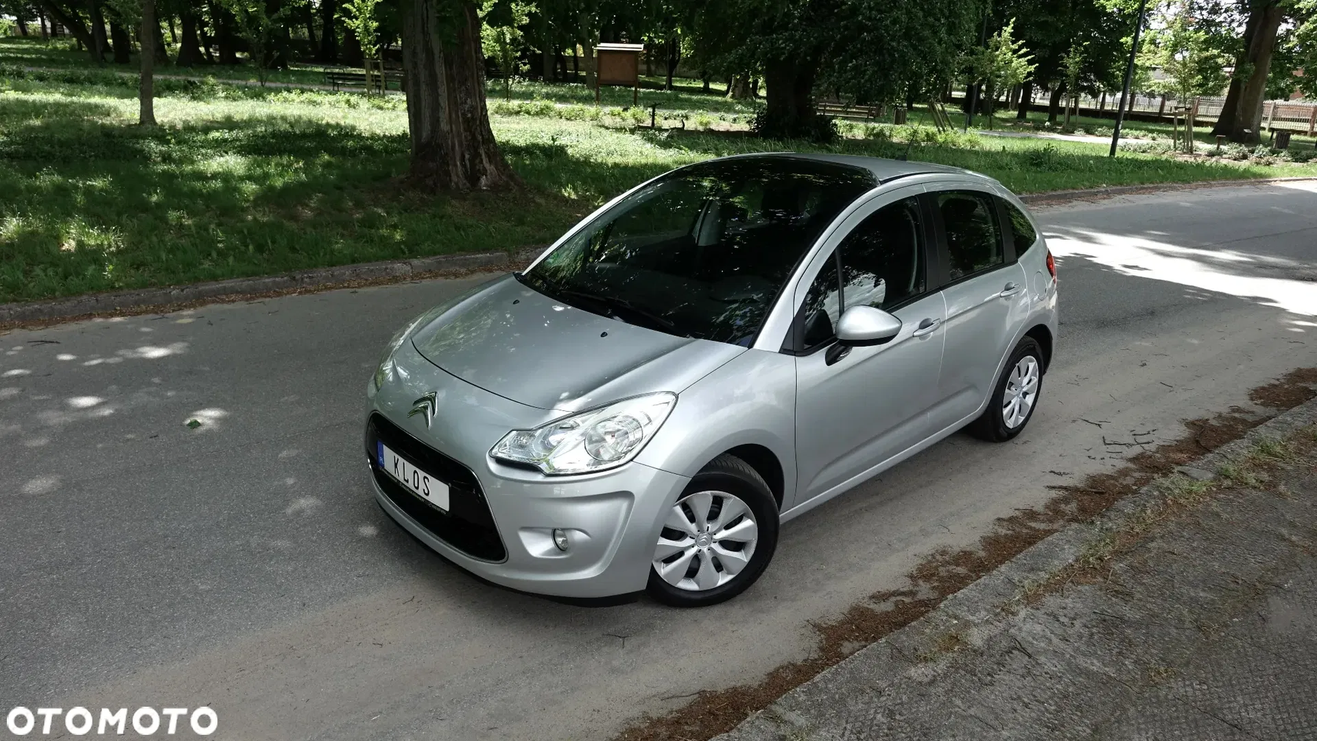 Citroën C3 — photo 1 of 40