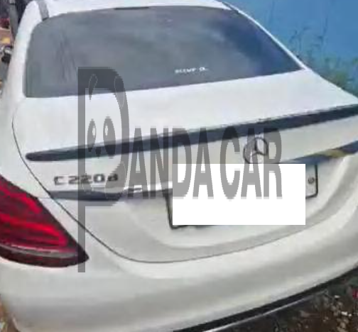 2018 Mercedes-Benz C220 d, photograph 1