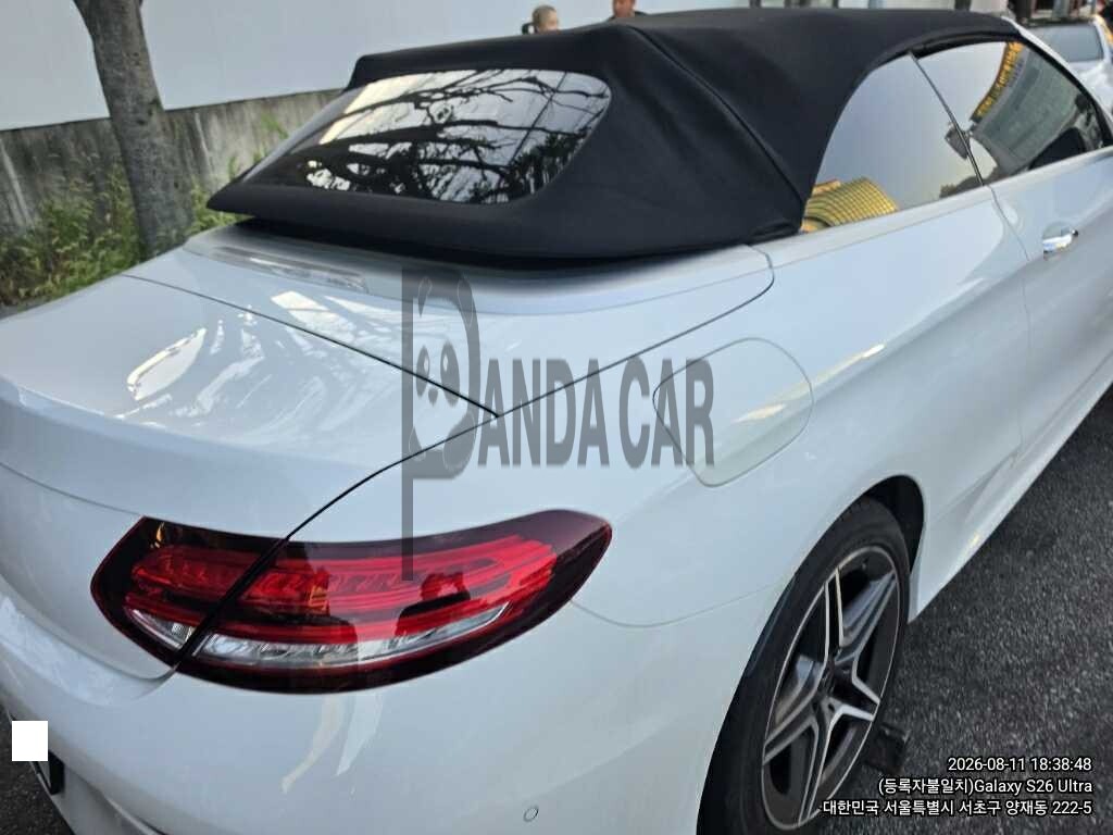 2020 Mercedes-Benz C200 Cabriolet, photograph 4