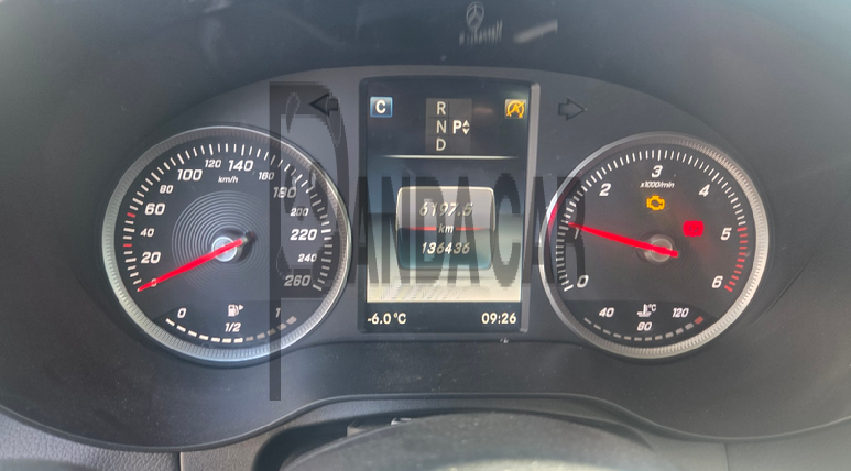 2017 Mercedes-Benz GLC220 d 4Matic, photograph 5