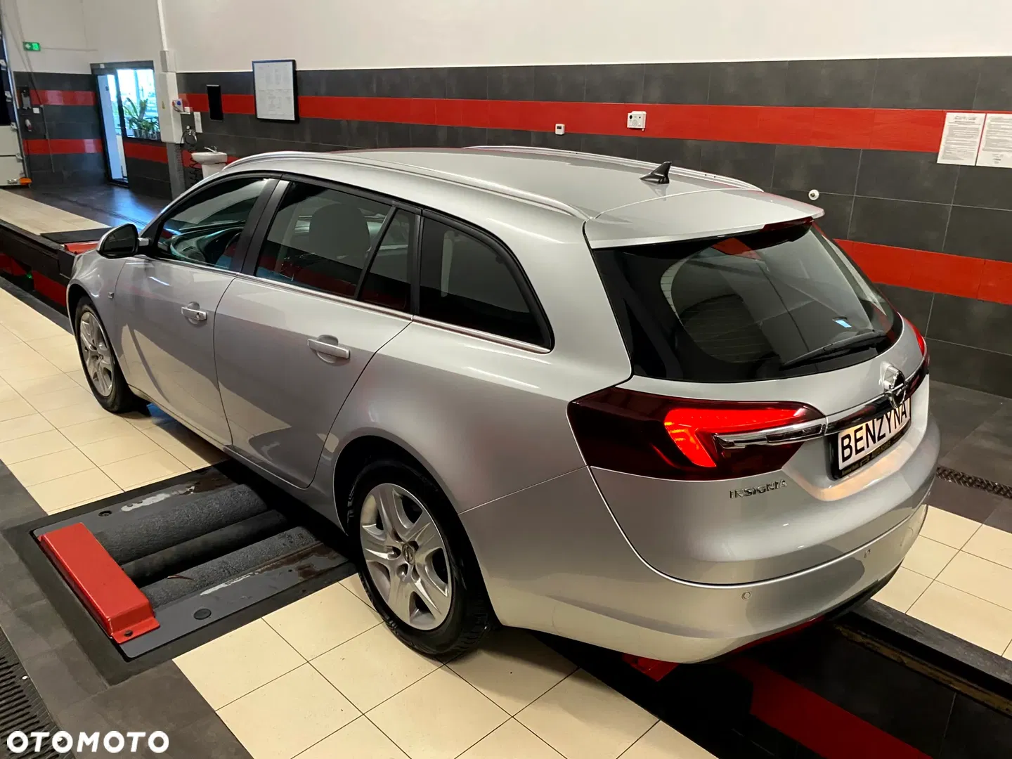 2013 Opel Insignia 1.4 Turbo ecoFLEX Start/Stop Business Innovation, photograph 12