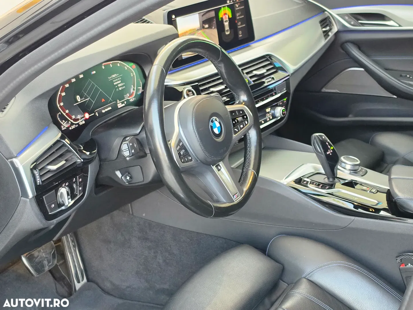 2022 BMW Seria 5 520d Aut. M Sport Edition, photograph 6