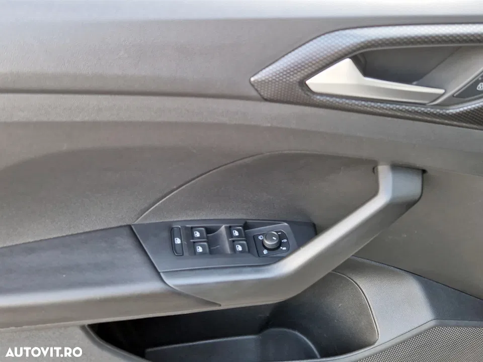 2023 Volkswagen T-Cross 1.0 TSI DSG Life, photograph 12