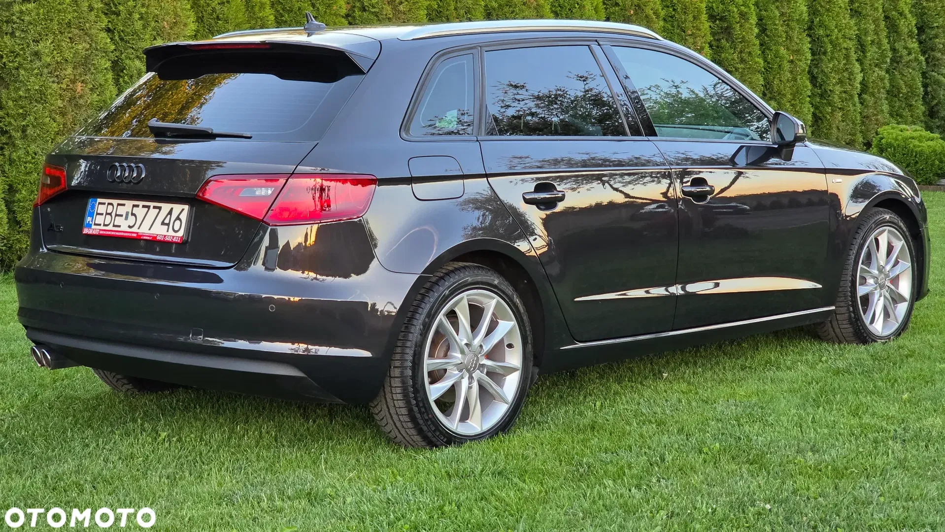 2014 Audi A3 Sportback 2.0 TDI S tronic S line Sportpaket, photograph 5