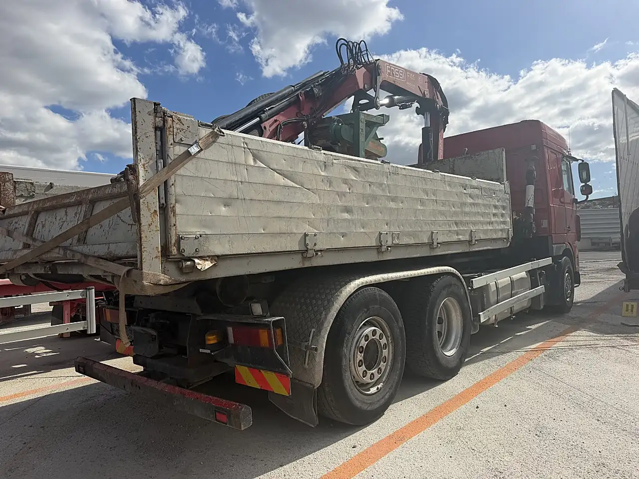 2007 DAF LKW 3 Achs mit gelenkter Nachlaufachse, photograph 4