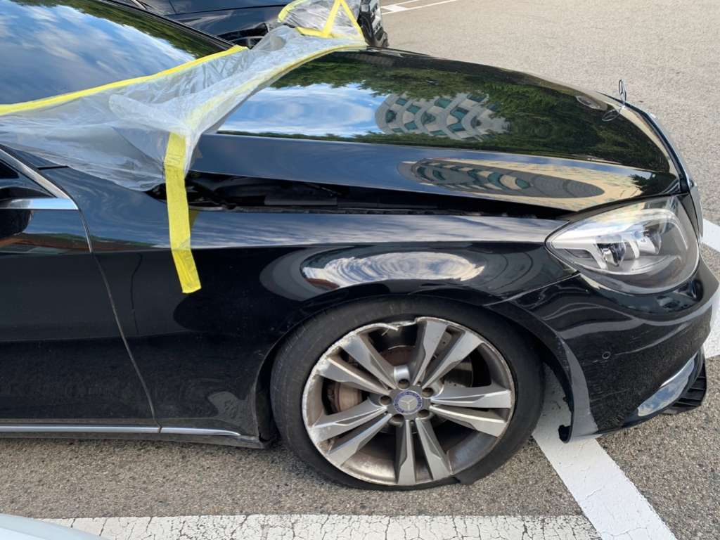 2017 Mercedes-Benz S400 4Matic L, photograph 2