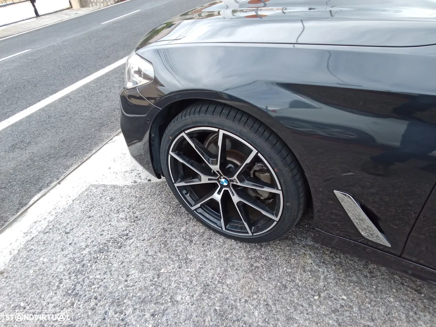 2020 BMW Série 5 d Pack M Auto, photograph 6