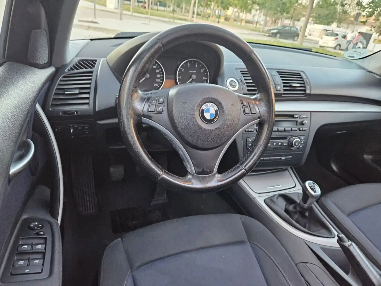 2008 BMW 118 118i, photograph 4