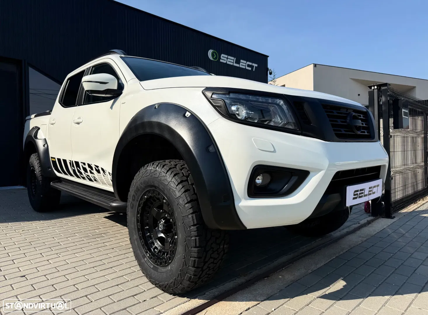 2018 Nissan Navara 2.3 dCi CD 4WD N-Guard Auto, photograph 1