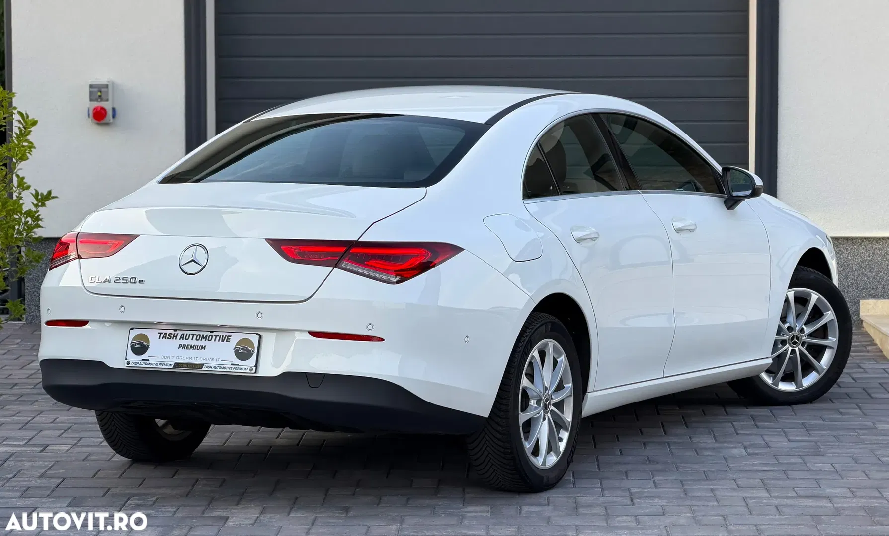 2022 Mercedes-Benz CLA 250 e 8G-DCT Progressive Line Advanced, photograph 6