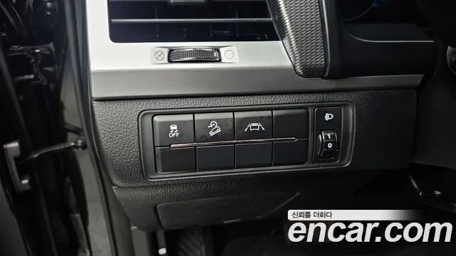 2023 KG_Mobility_Ssangyong Rexton Diesel 2.2 2WD, photograph 4