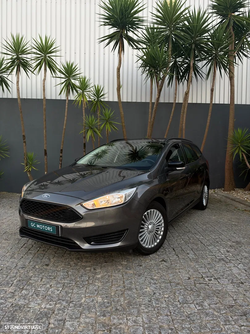 2016 Ford Focus 1.0 EcoBoost S&S SYNC Edition, photograph 1