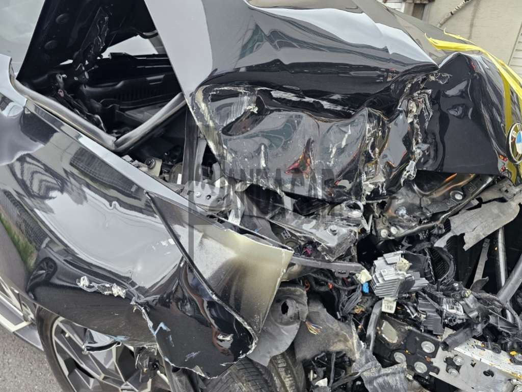 2024 BMW X7 xDrive40i, photograph 2
