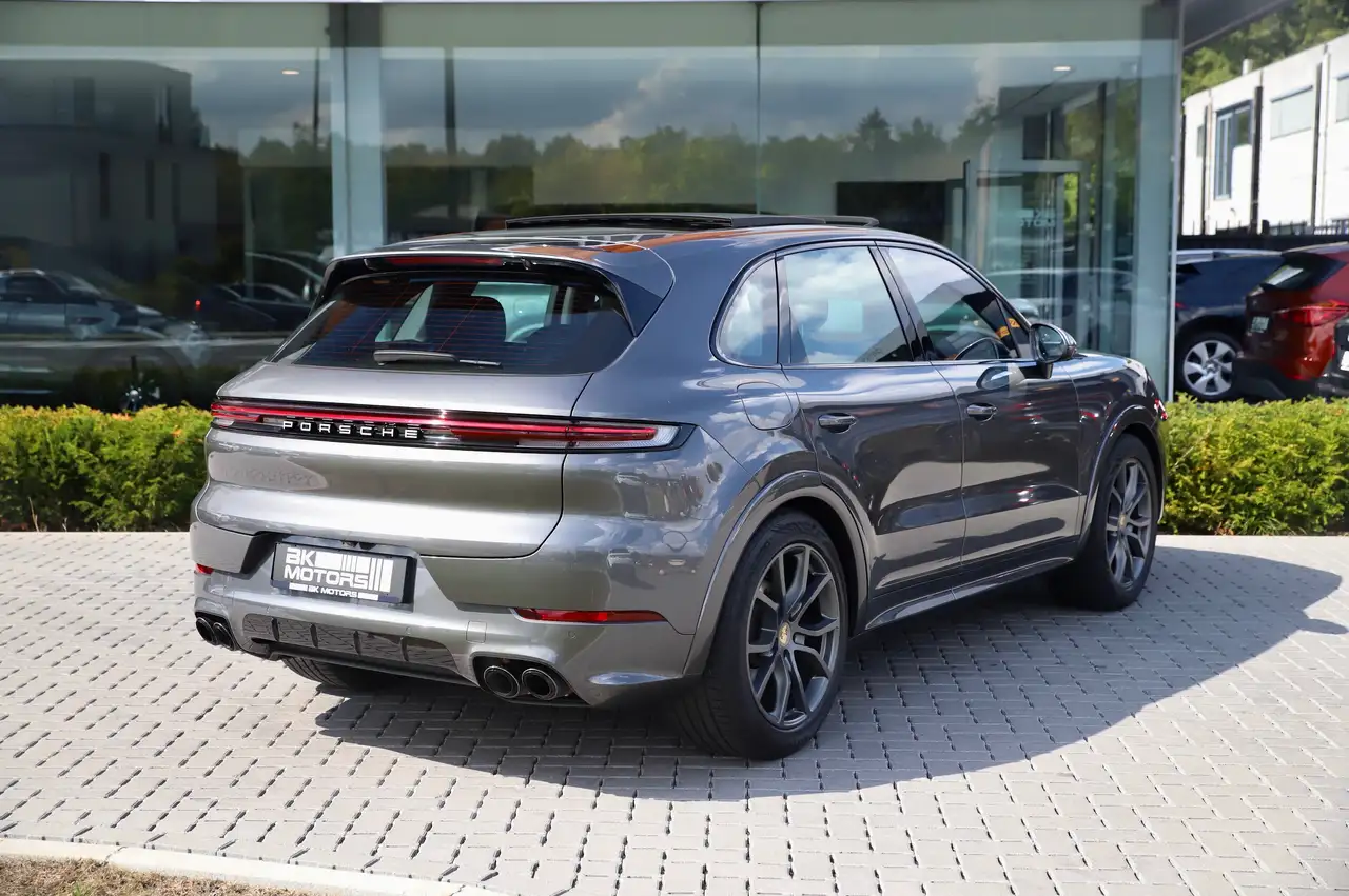 2023 Porsche Cayenne 3.0 Turbo V6 - Pano - 360 - PDLS - Air Suspension - ACC - Ambiant - ..., photograph 3