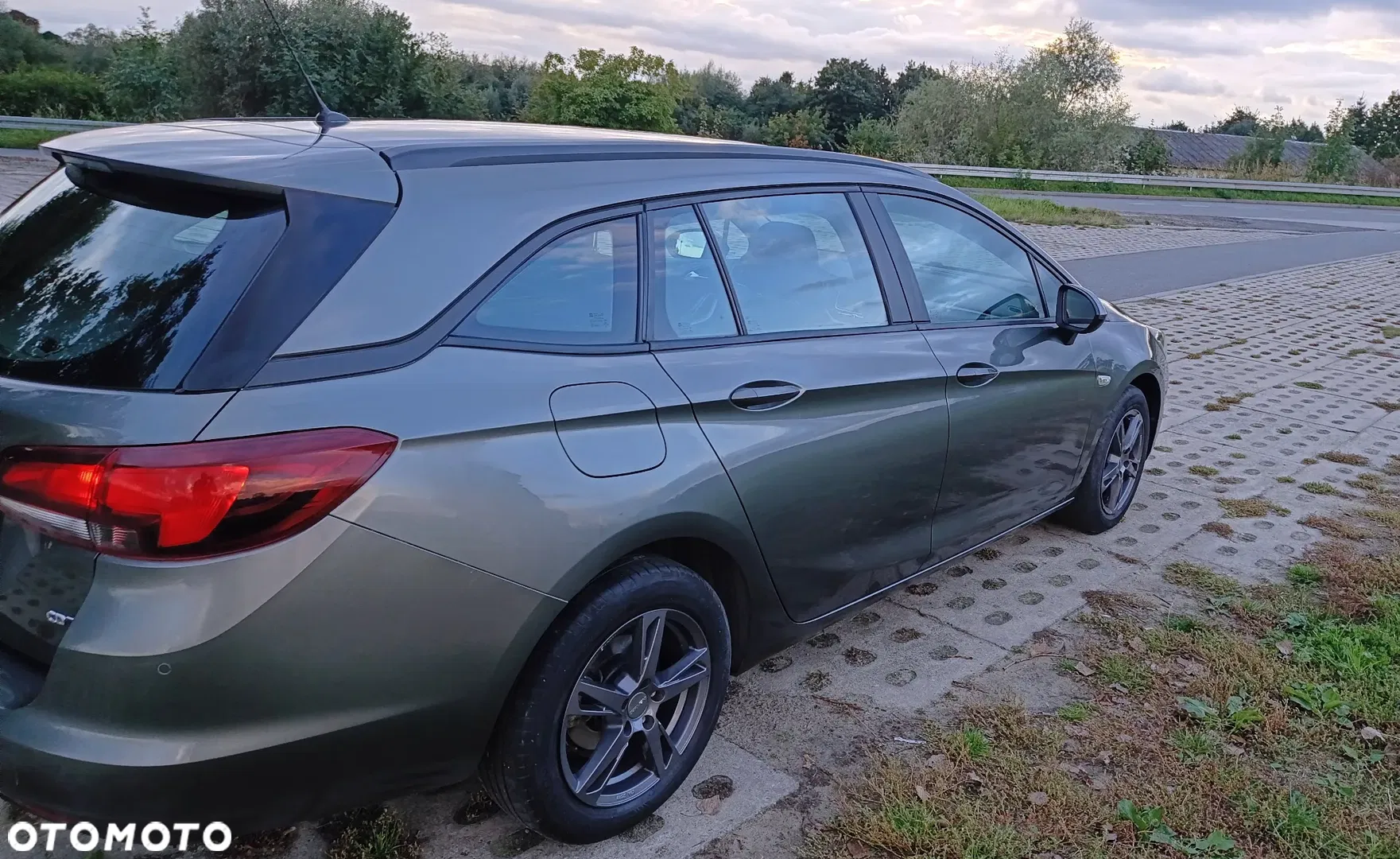 2018 Opel Astra 1.6 CDTI Enjoy, photograph 5