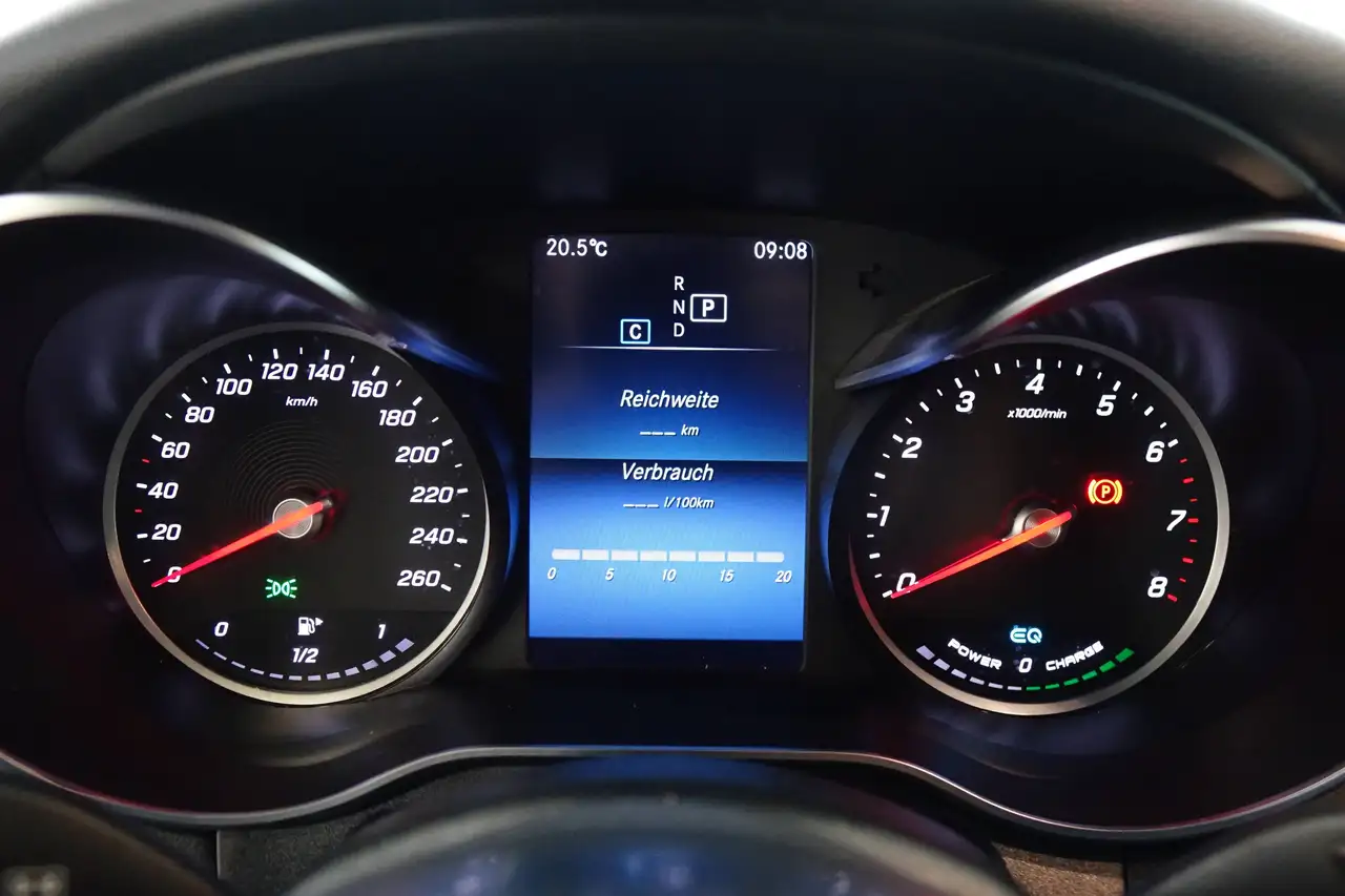2022 Mercedes-Benz GLC 200 GLC 200 4Matic +AMG-Line+RFK+AHK+Trittbretter+, photograph 9