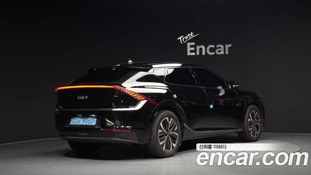2022 Kia EV6 Long Range, photograph 3