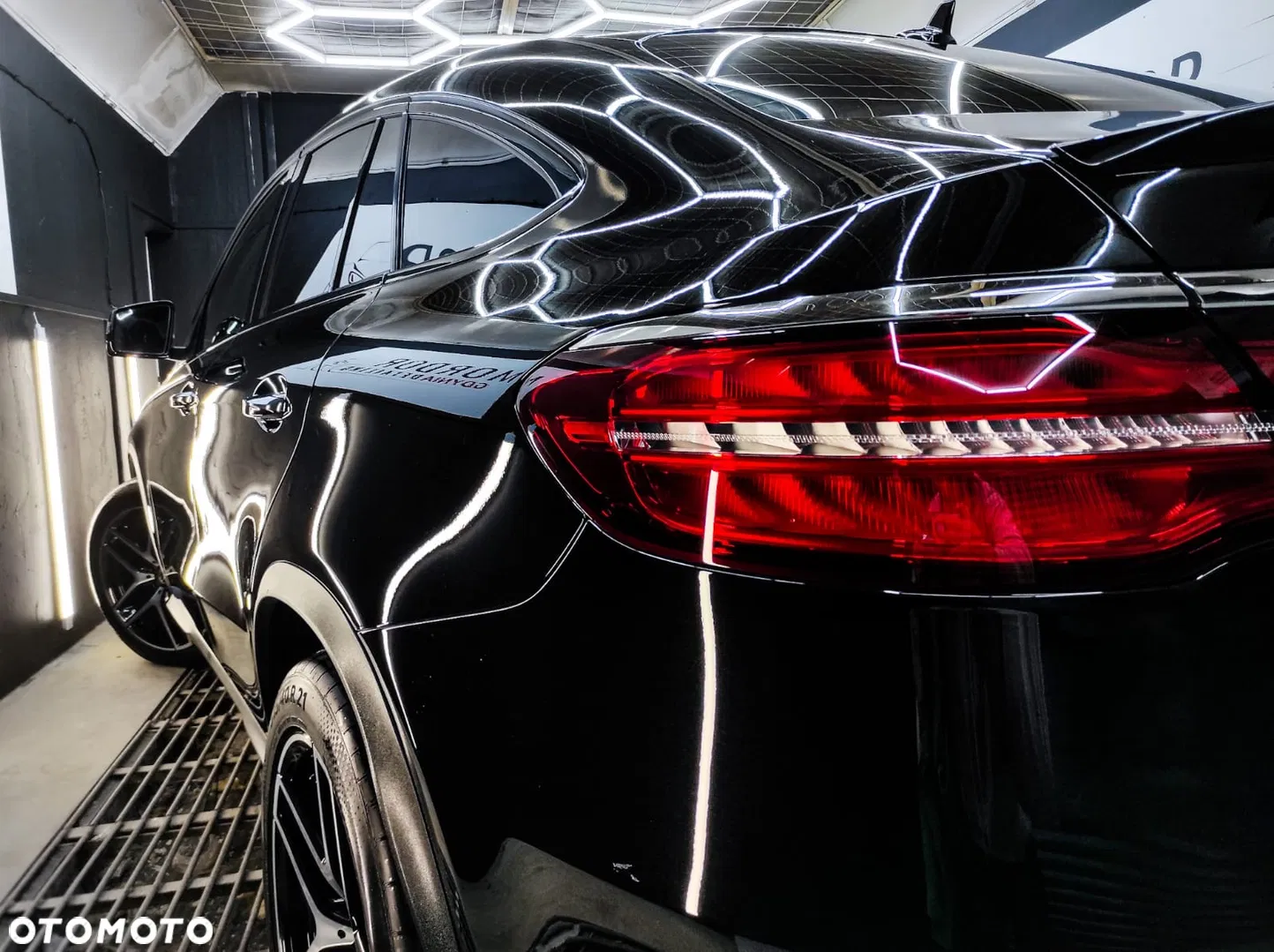 2017 Mercedes-Benz GLE, photograph 6