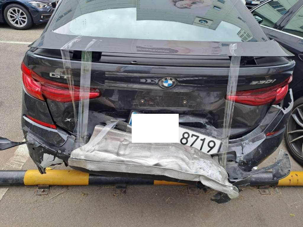 2021 BMW 630i xDrive, photograph 5