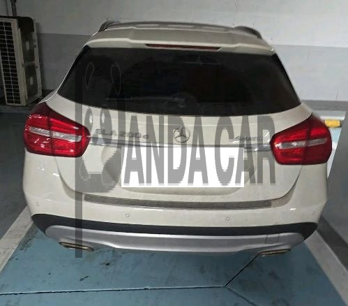 2017 Mercedes-Benz GLA200 d 4Matic, photograph 1