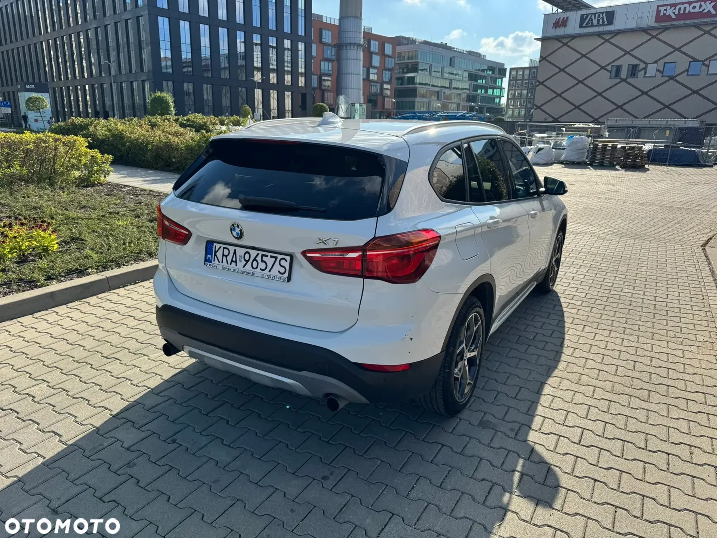 2017 BMW X1 xDrive20i xLine, photograph 5