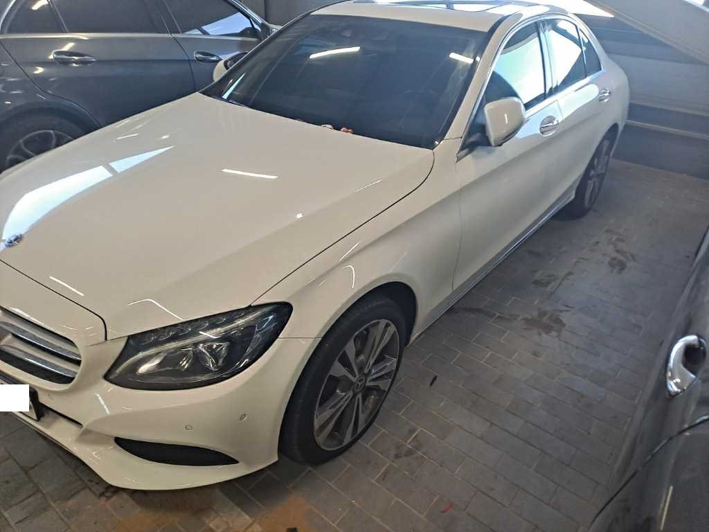 2017 Mercedes-Benz C220 d, photograph 4