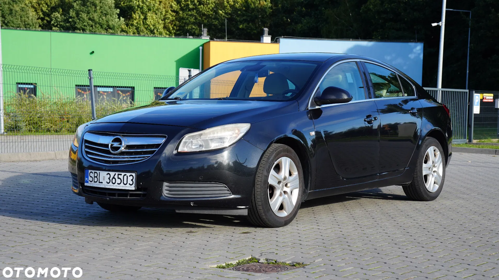 2010 Opel Insignia 1.8, photograph 1
