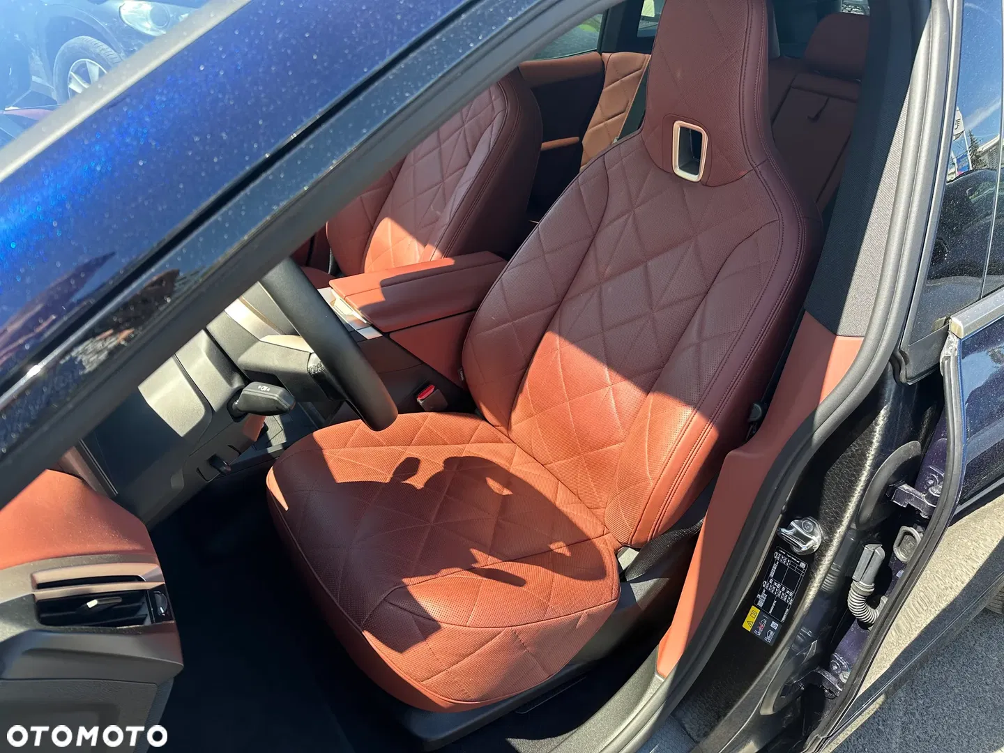 2025 BMW iX, photograph 9