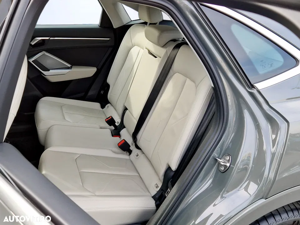 2024 Audi Q3, photograph 12