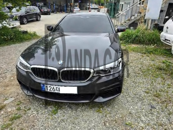 2017 BMW 520d, photograph 1