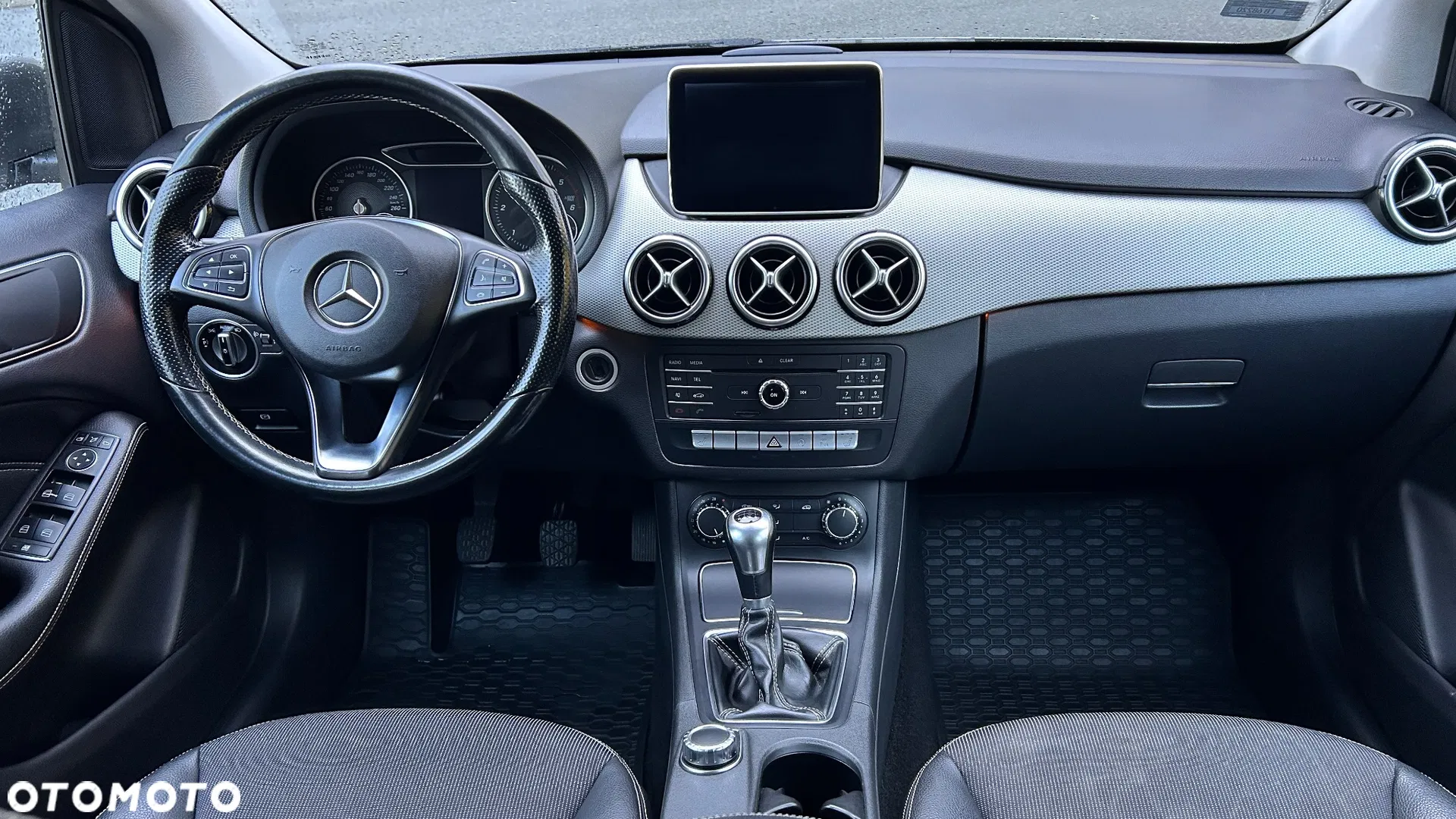 2015 Mercedes-Benz Klasa B 180 (CDI) d, photograph 8