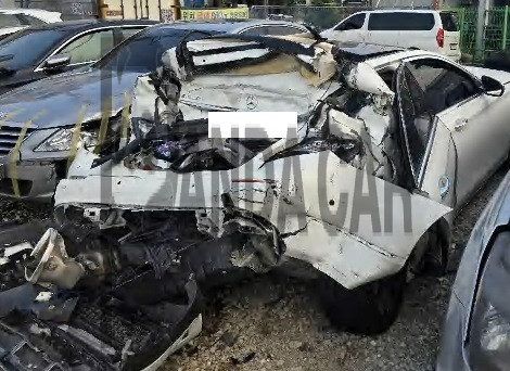2020 Mercedes-Benz E450 4MATIC, photograph 2