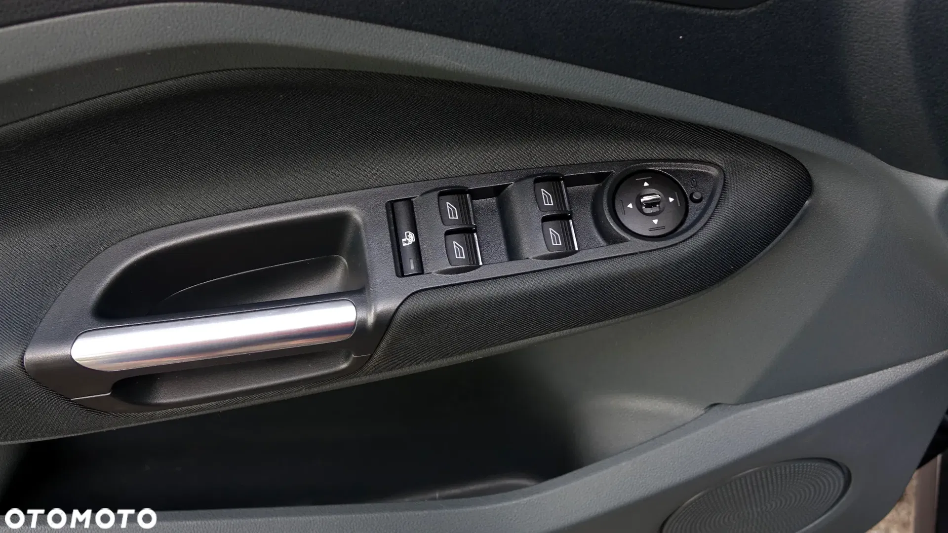 2013 Ford Grand C-MAX, photograph 2