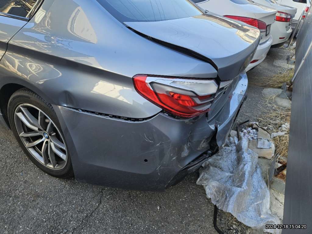 2017 BMW 520d, photograph 5