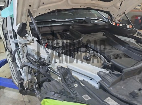 2021 Mercedes-Benz GLE450 4MATIC, photograph 4