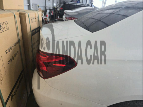 2022 Mercedes-Benz A220, photograph 3